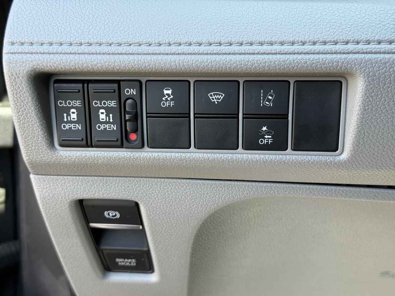 2018 Honda Odyssey EX Photo