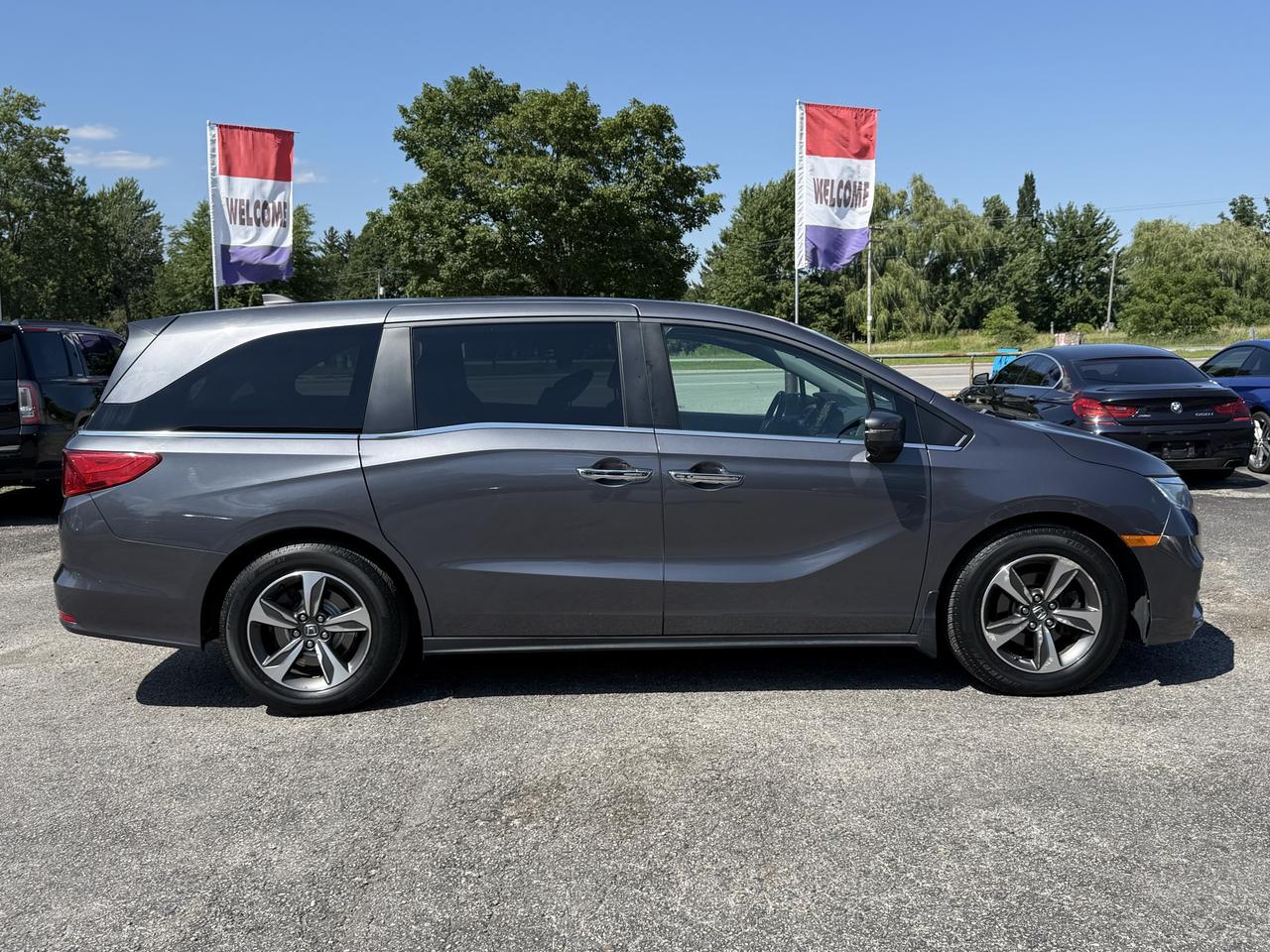 2018 Honda Odyssey EX Photo1