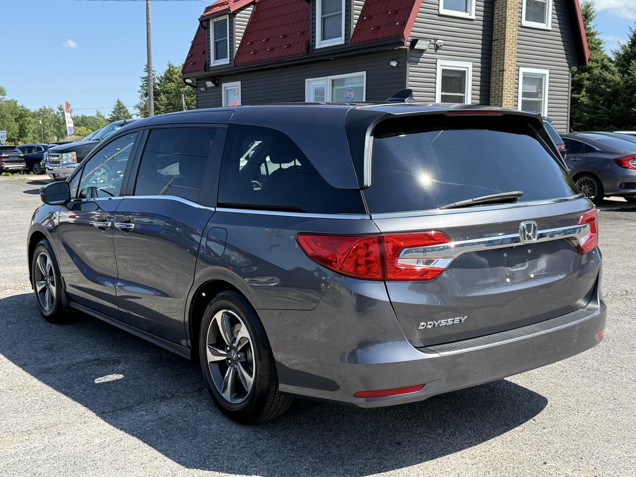 2018 Honda Odyssey EX Photo