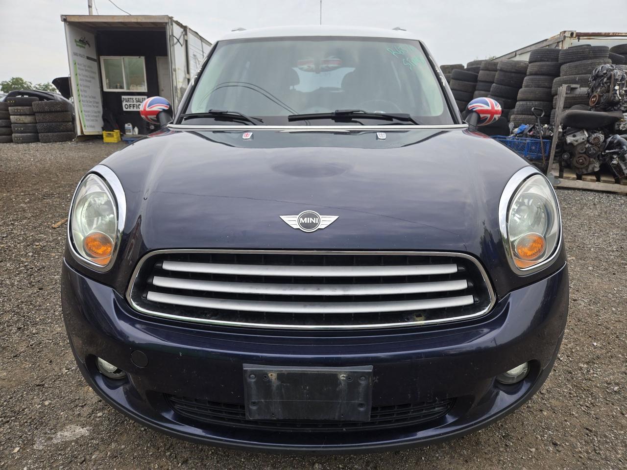 2011 MINI Cooper Countryman  Photo