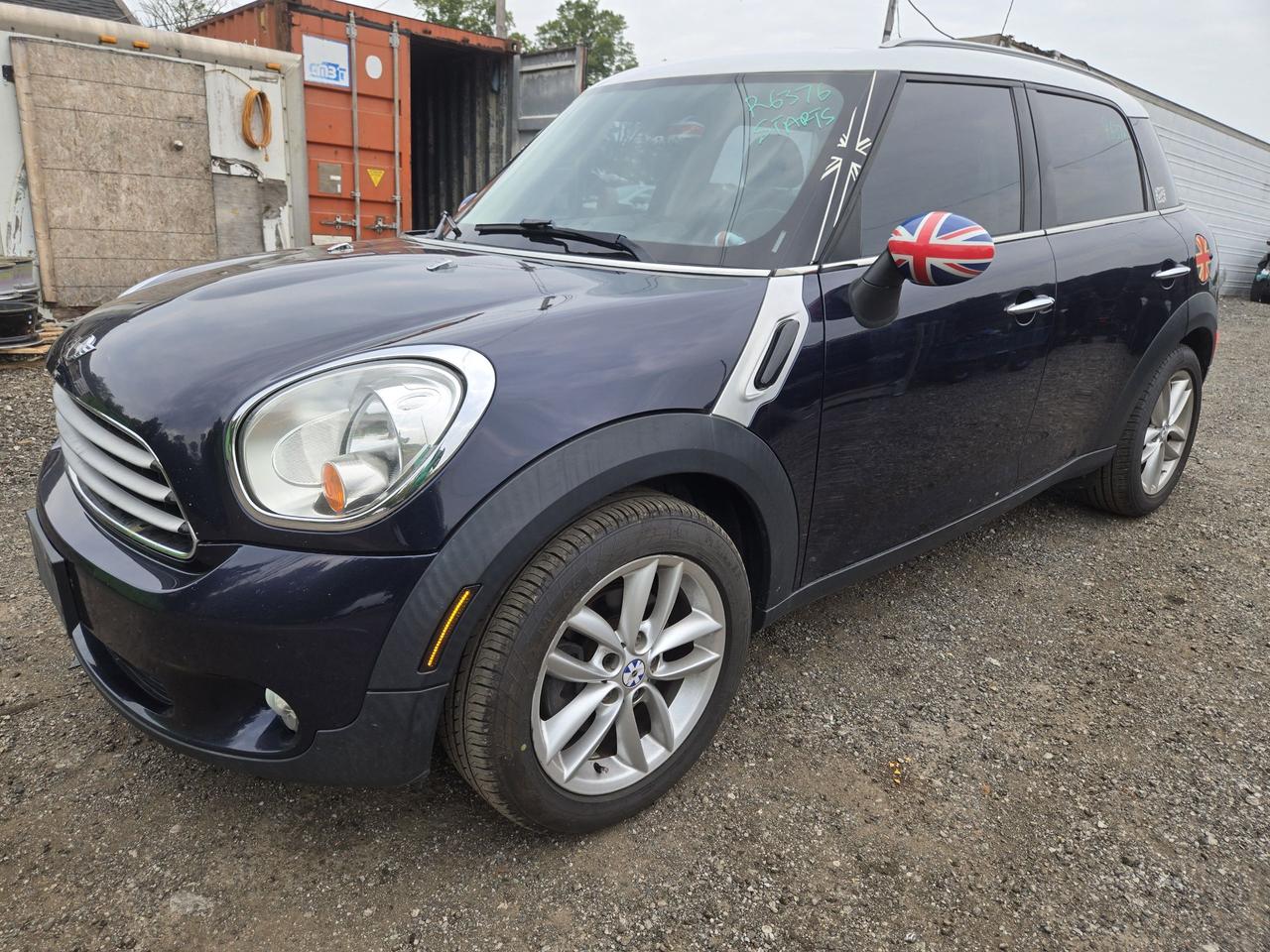 2011 MINI Cooper Countryman  Photo