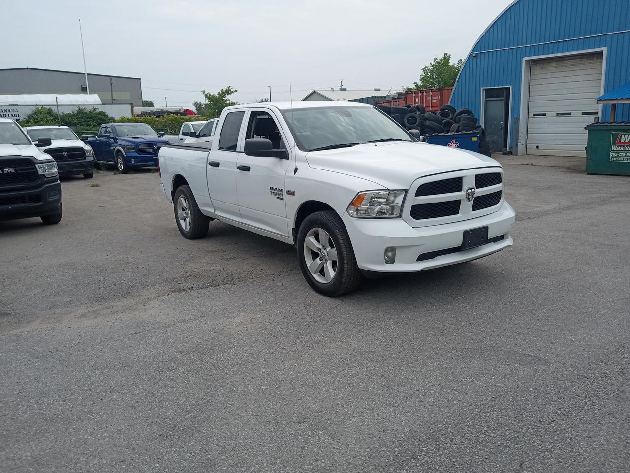 2022 RAM 1500 Classic EXPRESS Photo