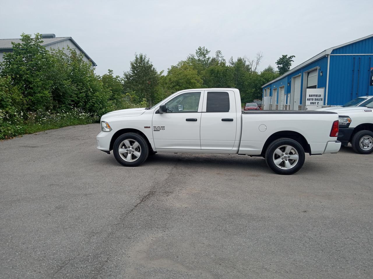 2022 RAM 1500 Classic EXPRESS Photo