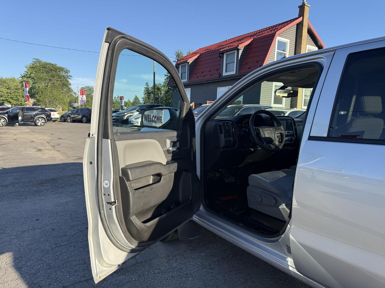 2017 GMC Sierra 1500 4WD DOUBLE CAB 143.5" Photo