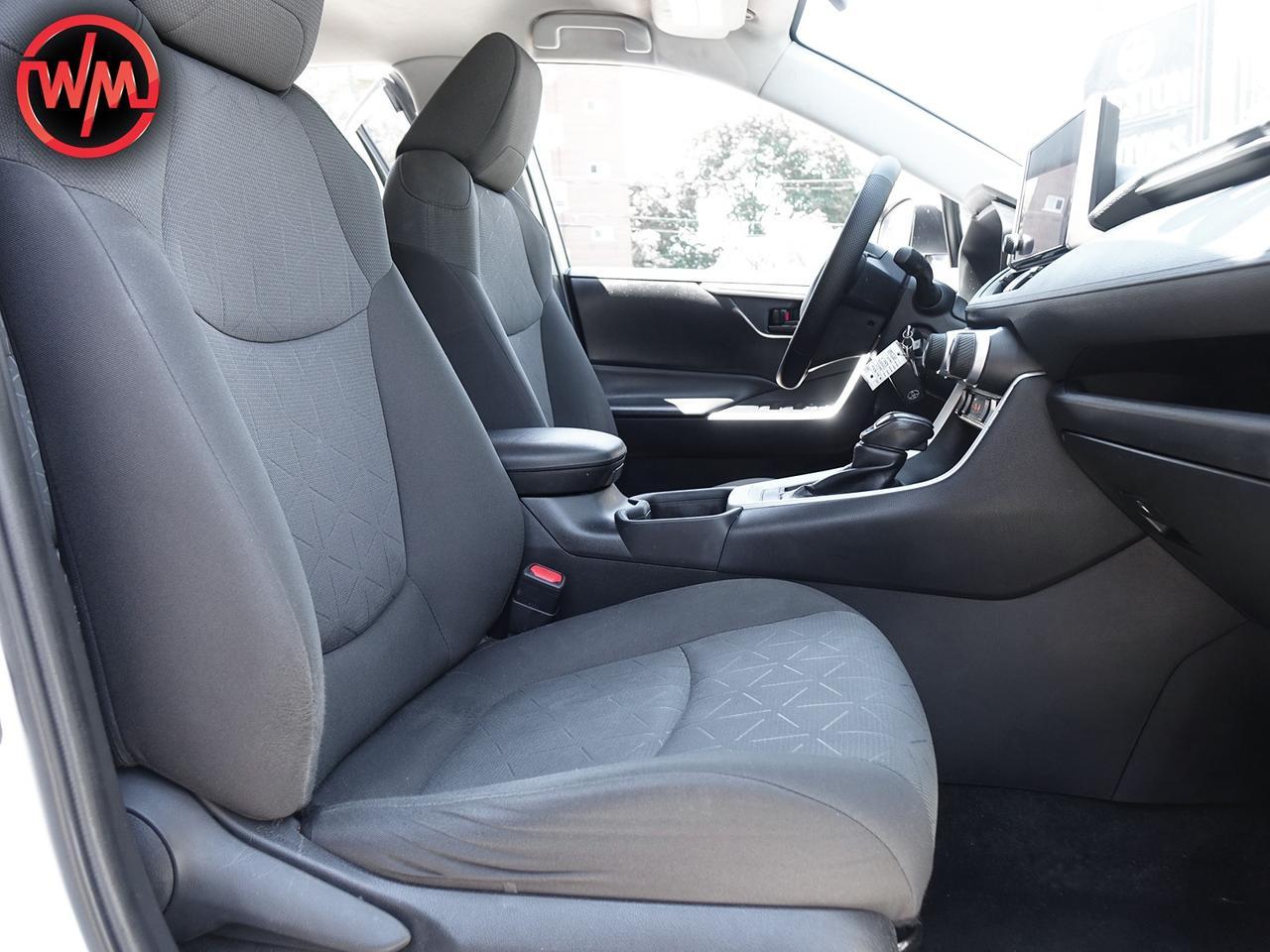 2022 Toyota RAV4 LE*AWD*CARPLAY*HEATED SEATS*BLINDSPOT ASSIST*BT Photo