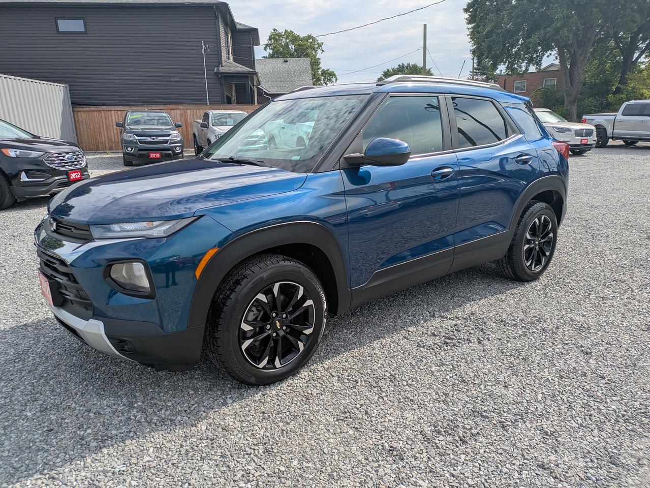 2021 Chevrolet TrailBlazer AWD 4dr LT - Photo #1