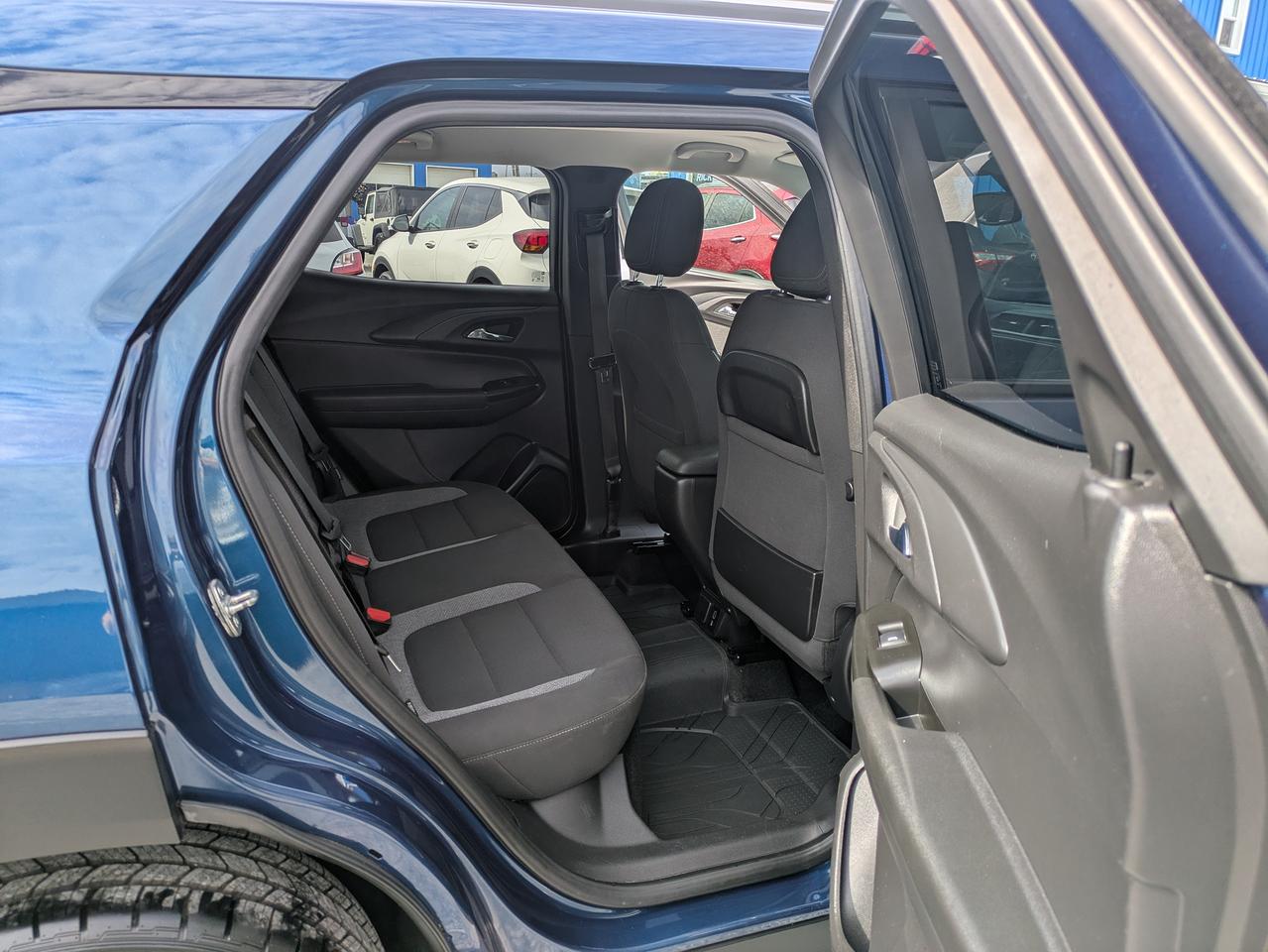 2021 Chevrolet TrailBlazer AWD 4dr LT Photo