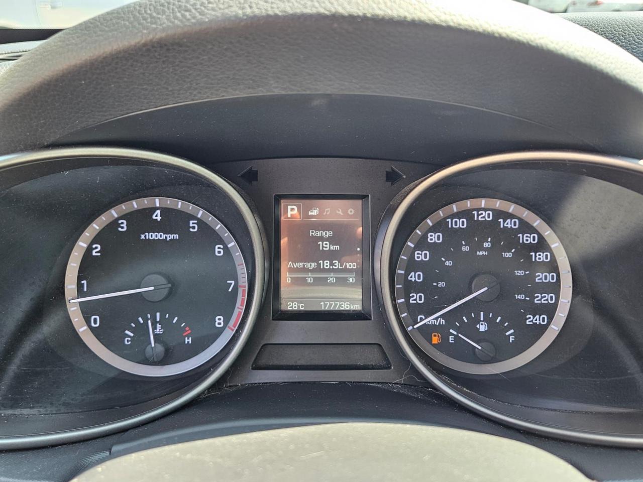 2018 Hyundai Santa Fe XL AWD Premium Photo