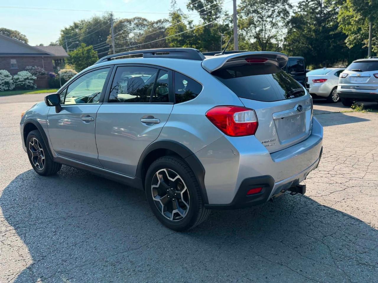 2015 Subaru XV Crosstrek 2.0i w/Touring Pkg Photo