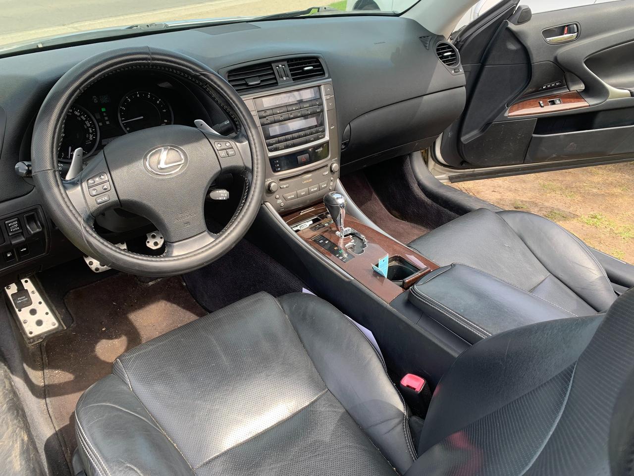 2010 Lexus IS 250 C Convertible Low Kms Certified Loaded Hard top Photo