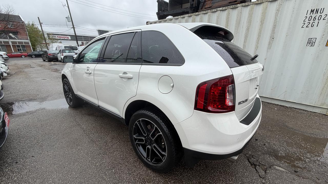 2013 Ford Edge SEL Photo3
