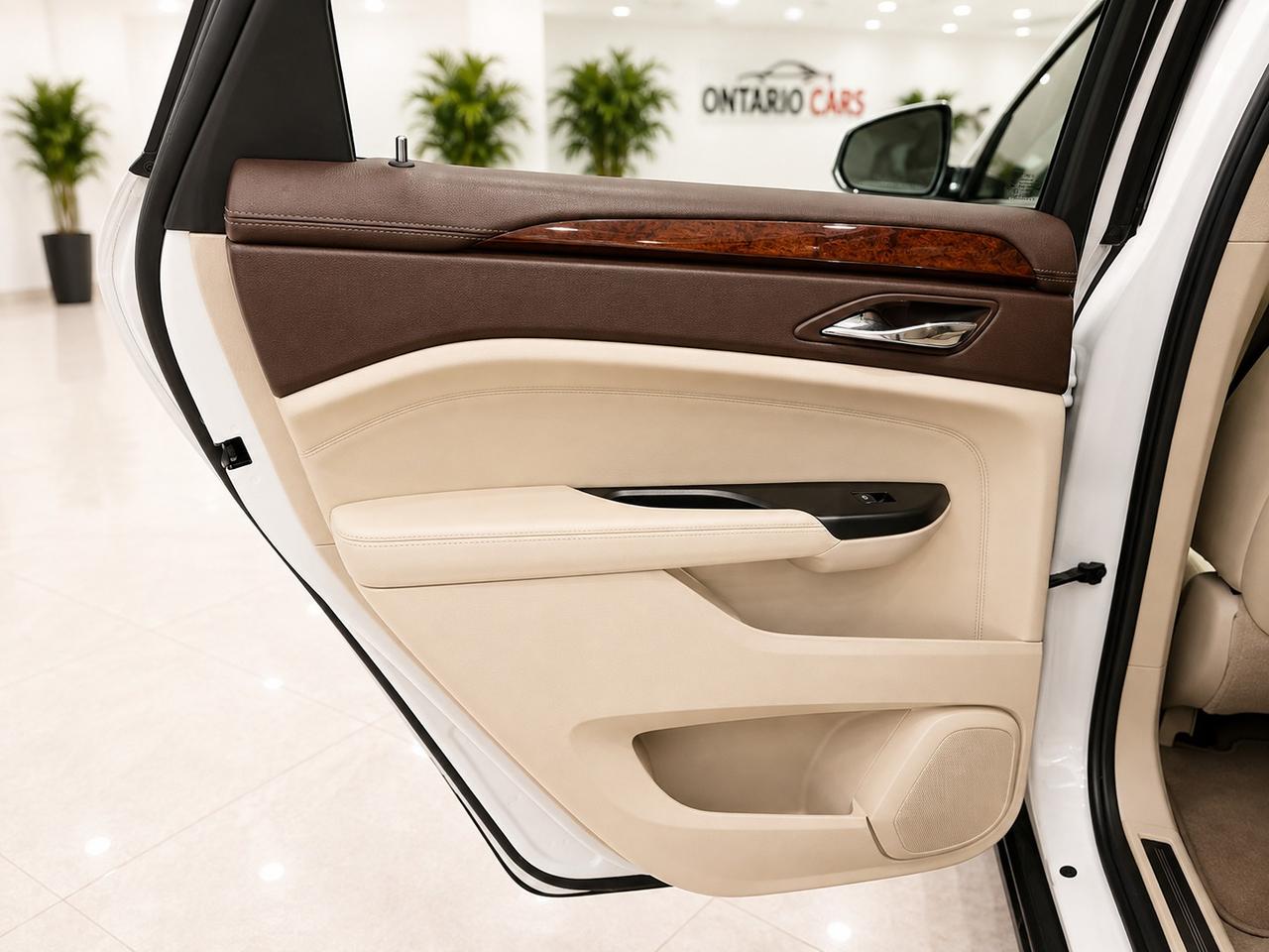 2014 Cadillac SRX Performance Photo