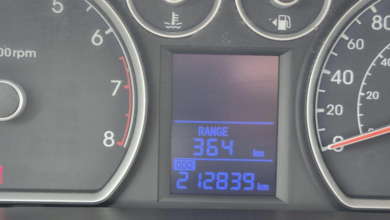 2010 Hyundai Elantra Touring GLS, MANUAL, WAGON, 4 CYL, CERTIFIED Photo