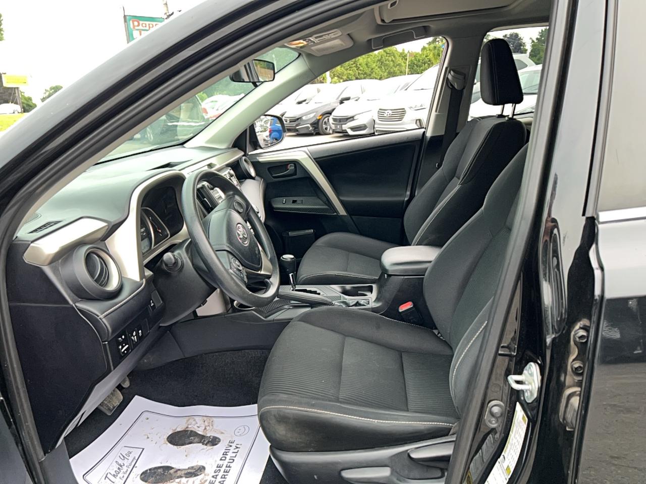 2013 Toyota RAV4 XLE Photo