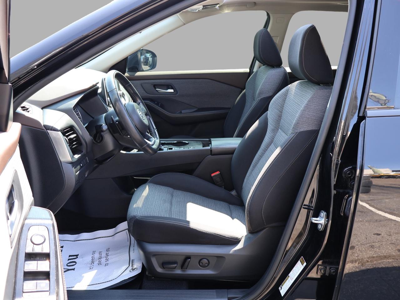 2021 Nissan Rogue SV CERTIFIED *ACCIDENT FREE*SERVICE RECORDS* 360 CAMERA BLUETOOTH HEATED SEATS PANO ROOF CRUISE ALLOYS Photo