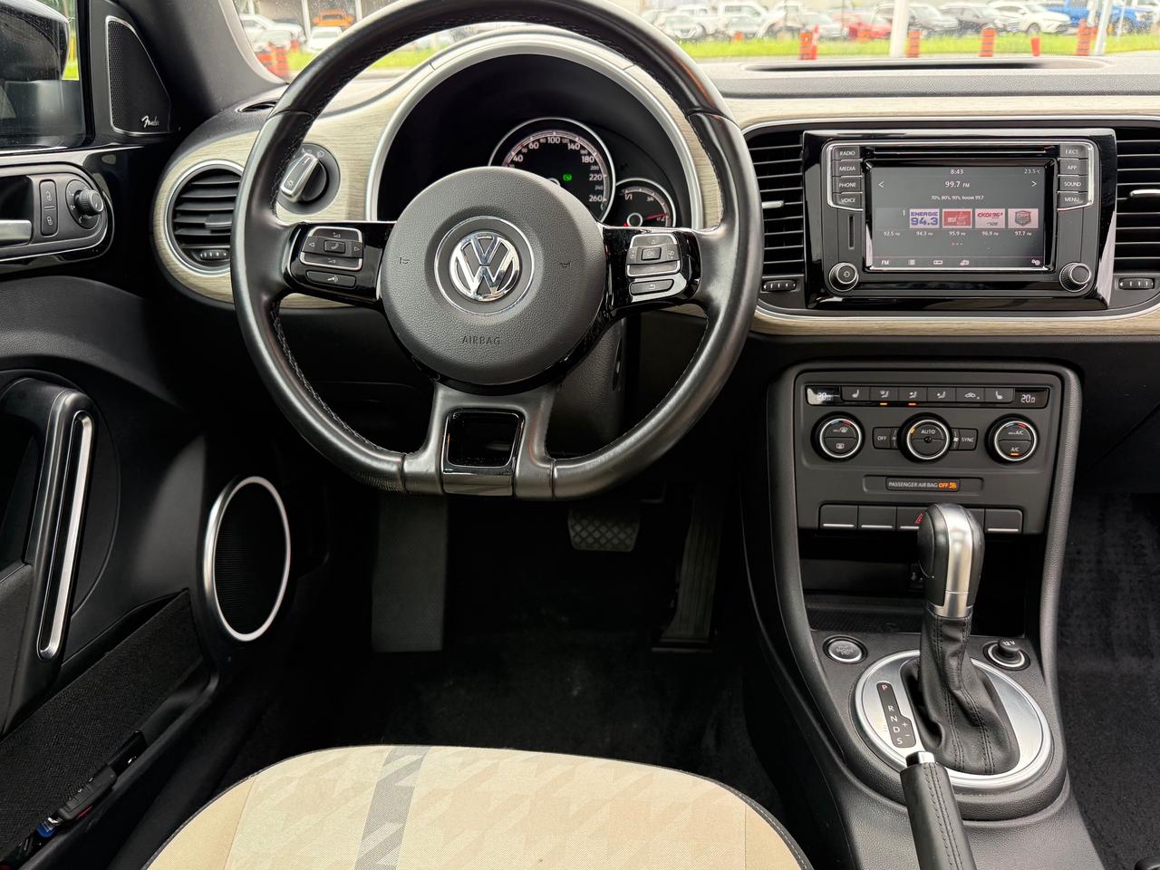 2018 Volkswagen Beetle 2.0 TSI Coast Sunroof! CarPlay! Heat Seats! Photo
