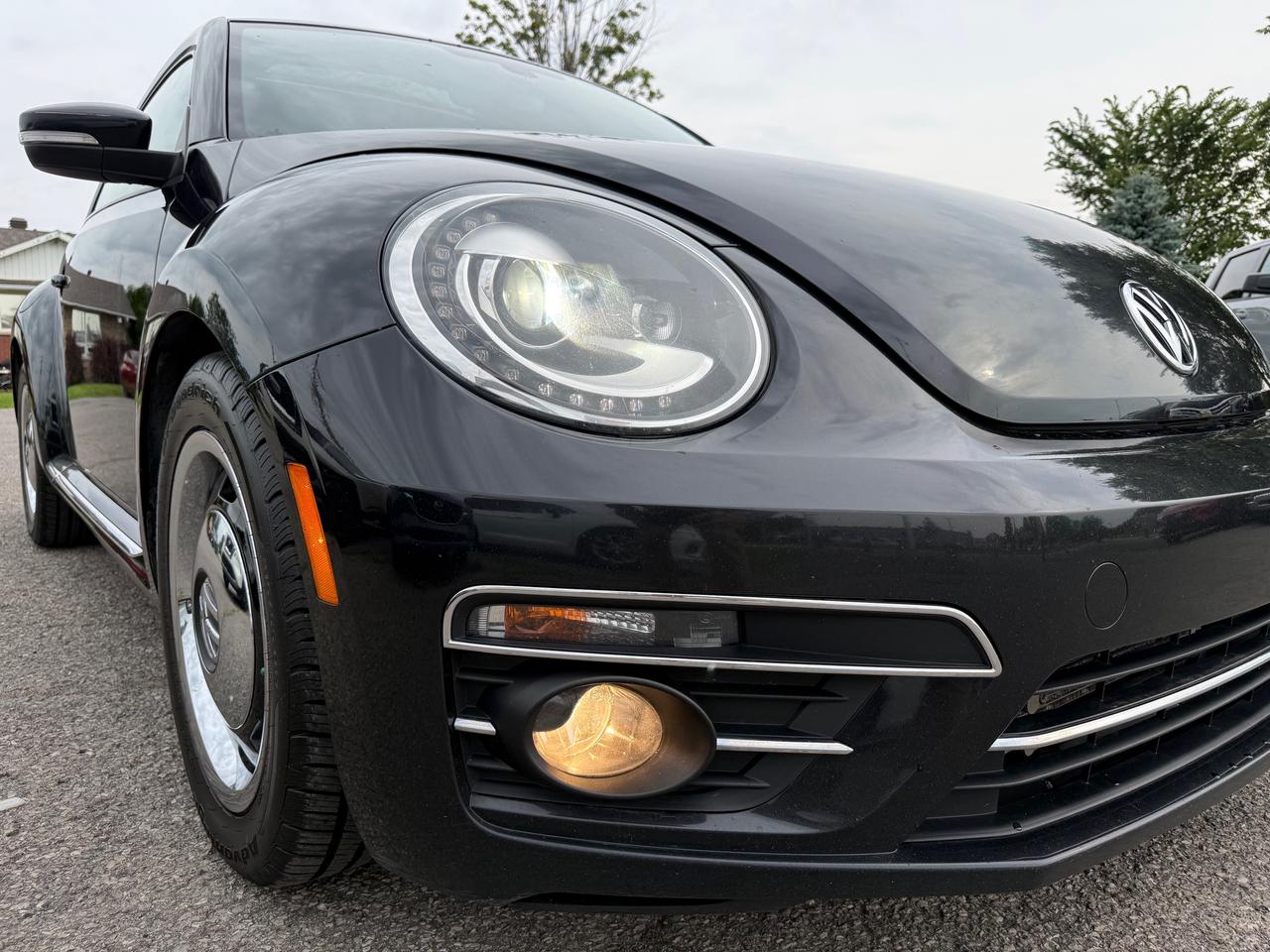 2018 Volkswagen Beetle 2.0 TSI Coast Sunroof! CarPlay! Heat Seats! Photo