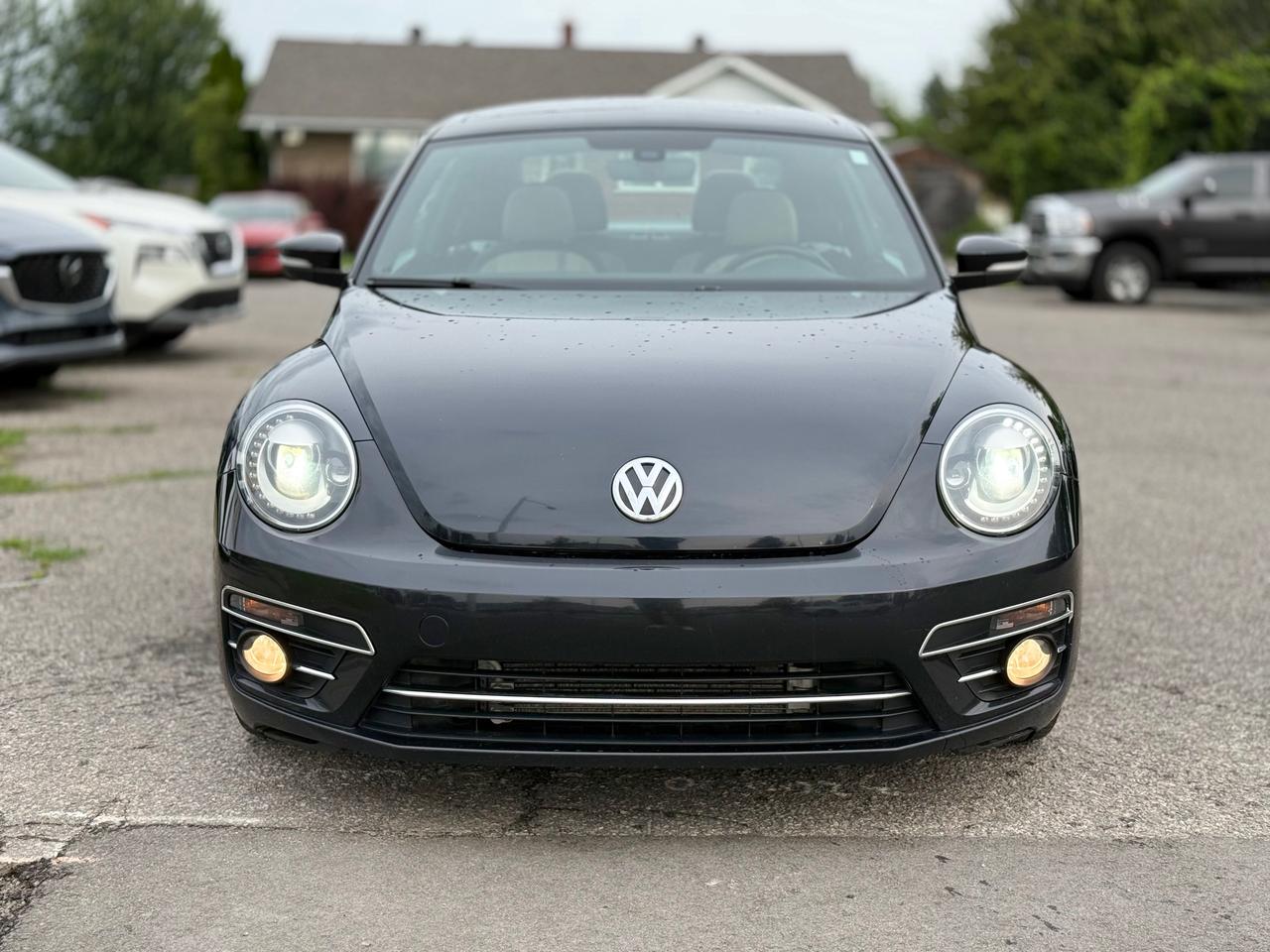 2018 Volkswagen Beetle 2.0 TSI Coast Sunroof! CarPlay! Heat Seats! Photo