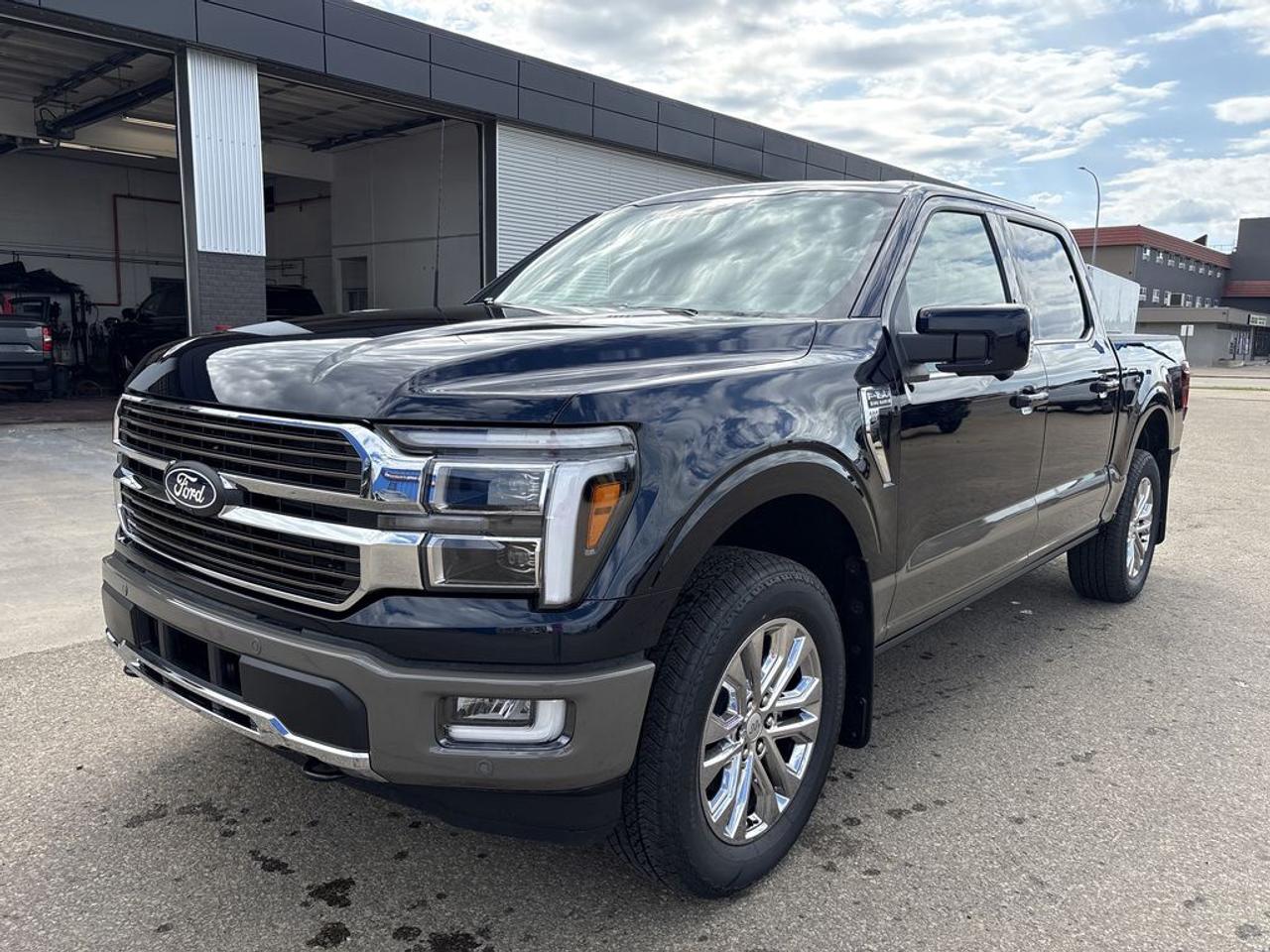2026 Ford F-150 KING RANCH 5.5' Box 601A Photo1