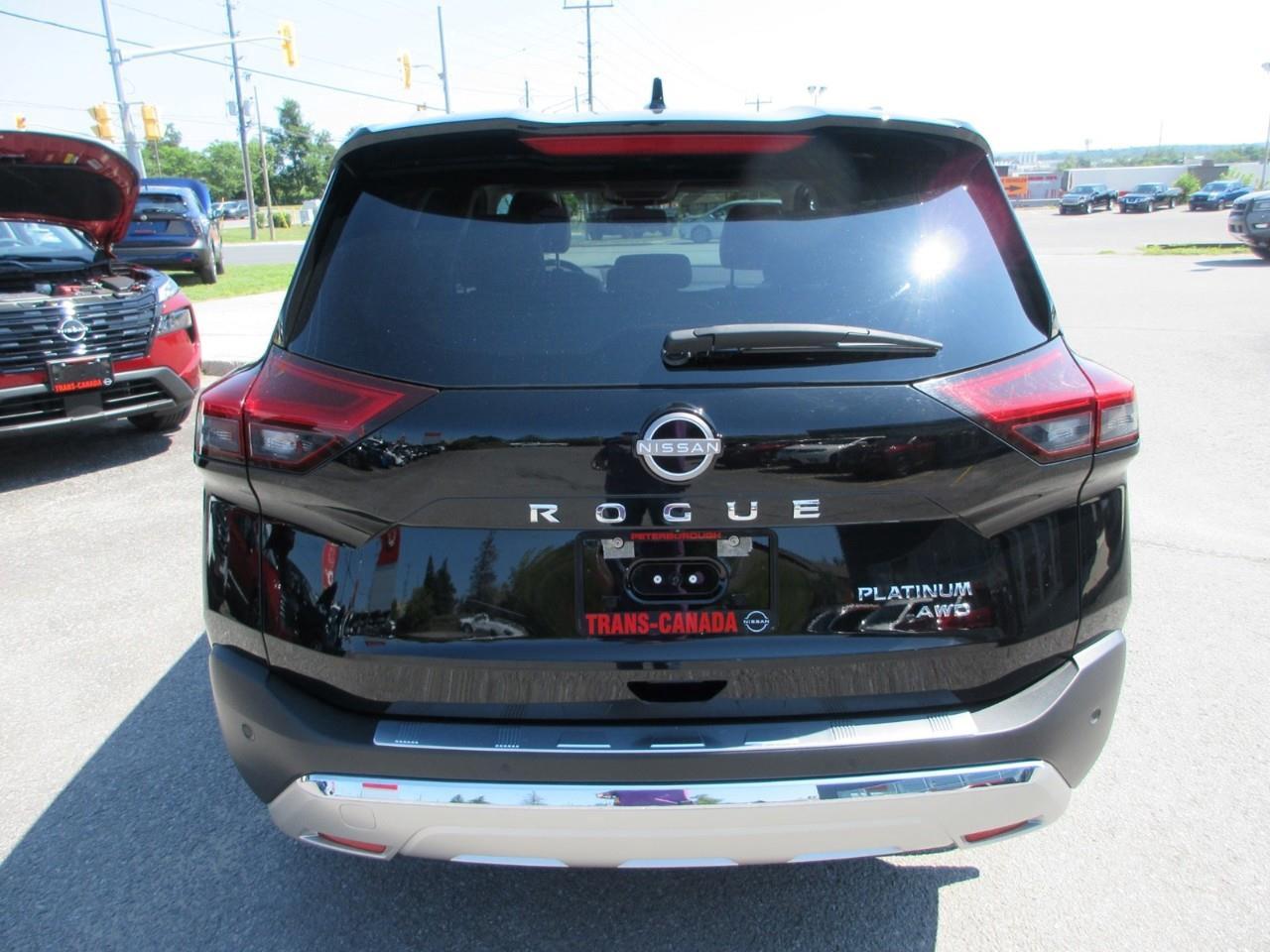 2023 Nissan Rogue Platinum Photo