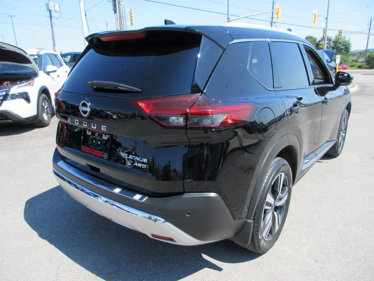 2023 Nissan Rogue Platinum Photo