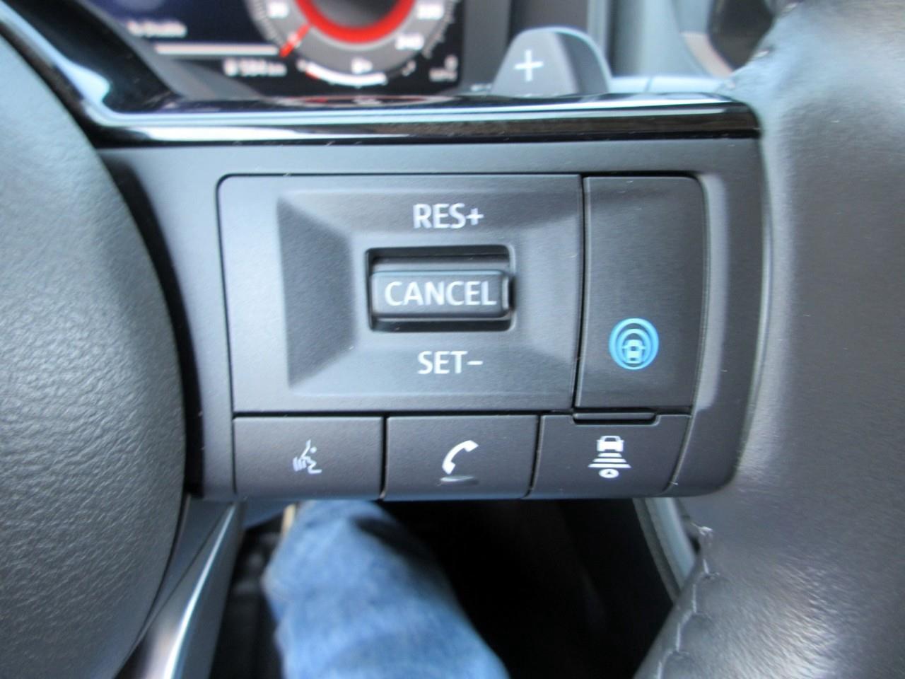 2023 Nissan Rogue Platinum Photo