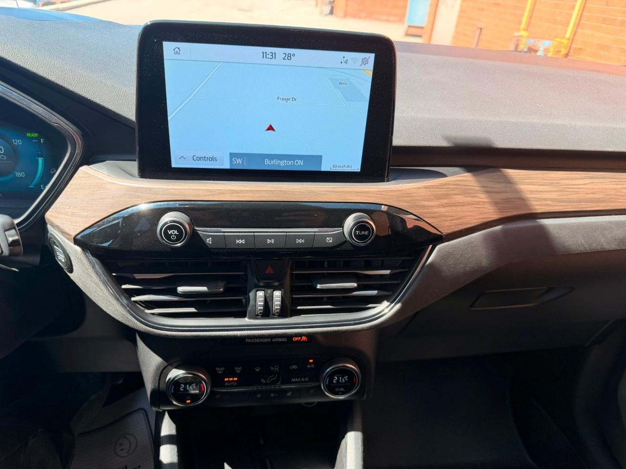 2020 Ford Escape Titanium Hybrid AWD Photo