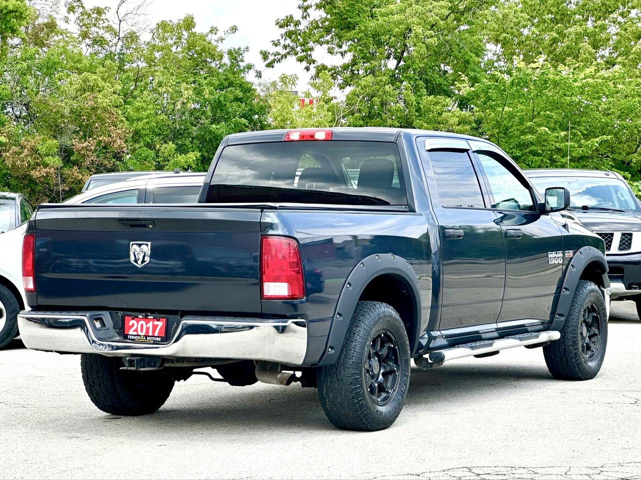 2017 RAM 1500 ST Photo2