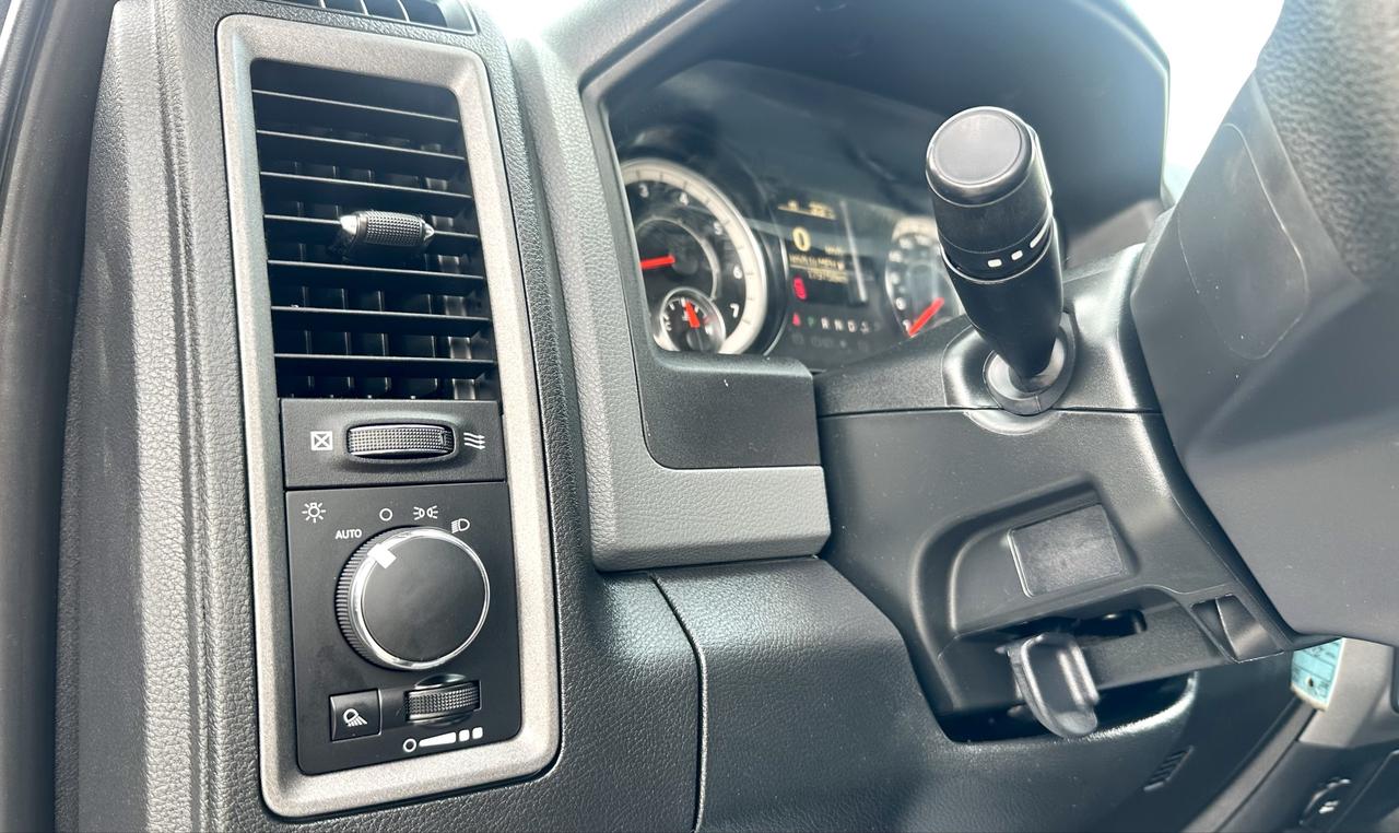 2017 RAM 1500 ST Photo