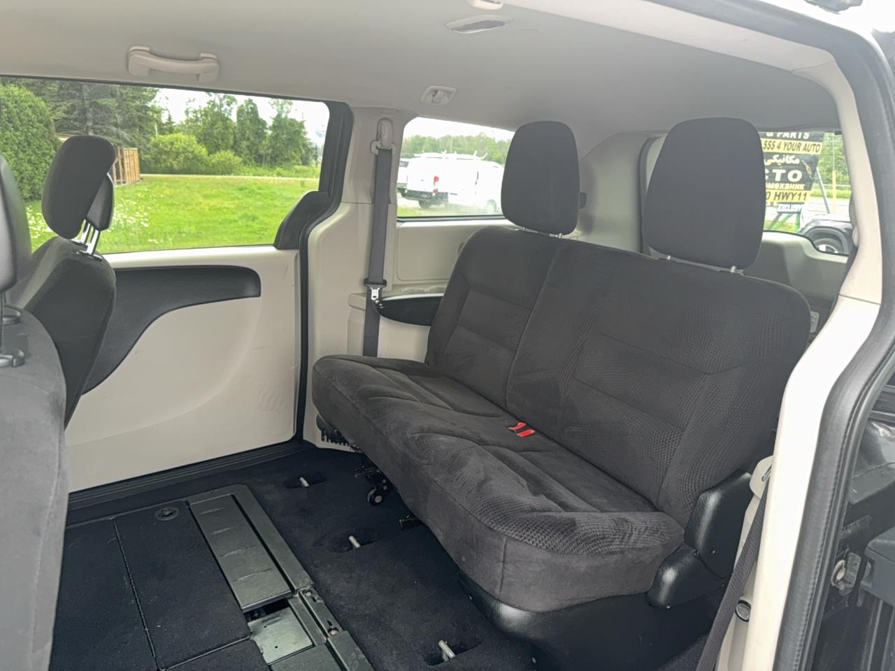2015 Dodge Grand Caravan CANADA VALUE PACKAGE Photo