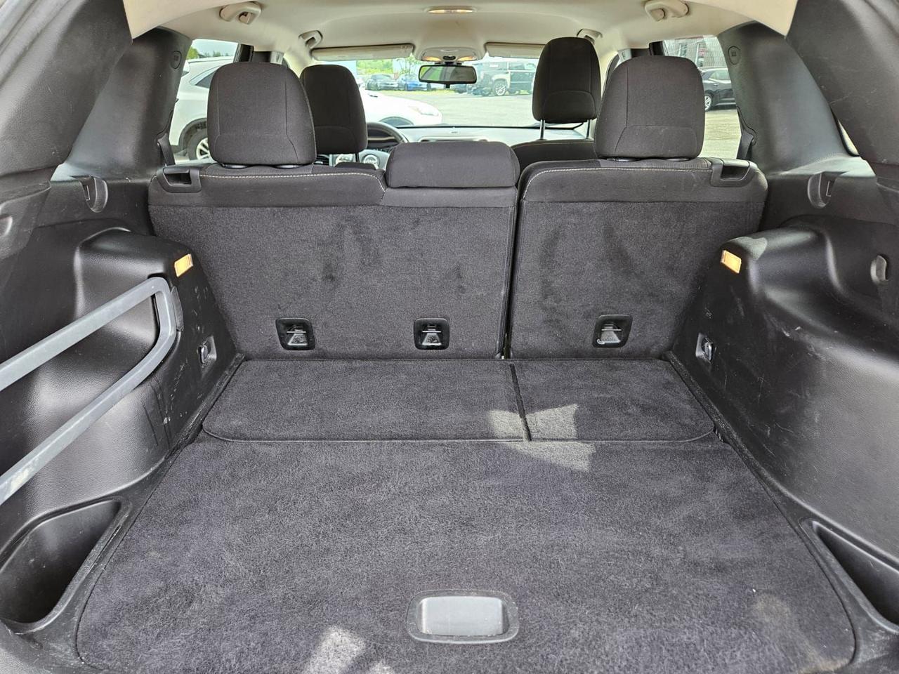 2017 Jeep Cherokee Fwd 4dr North Photo
