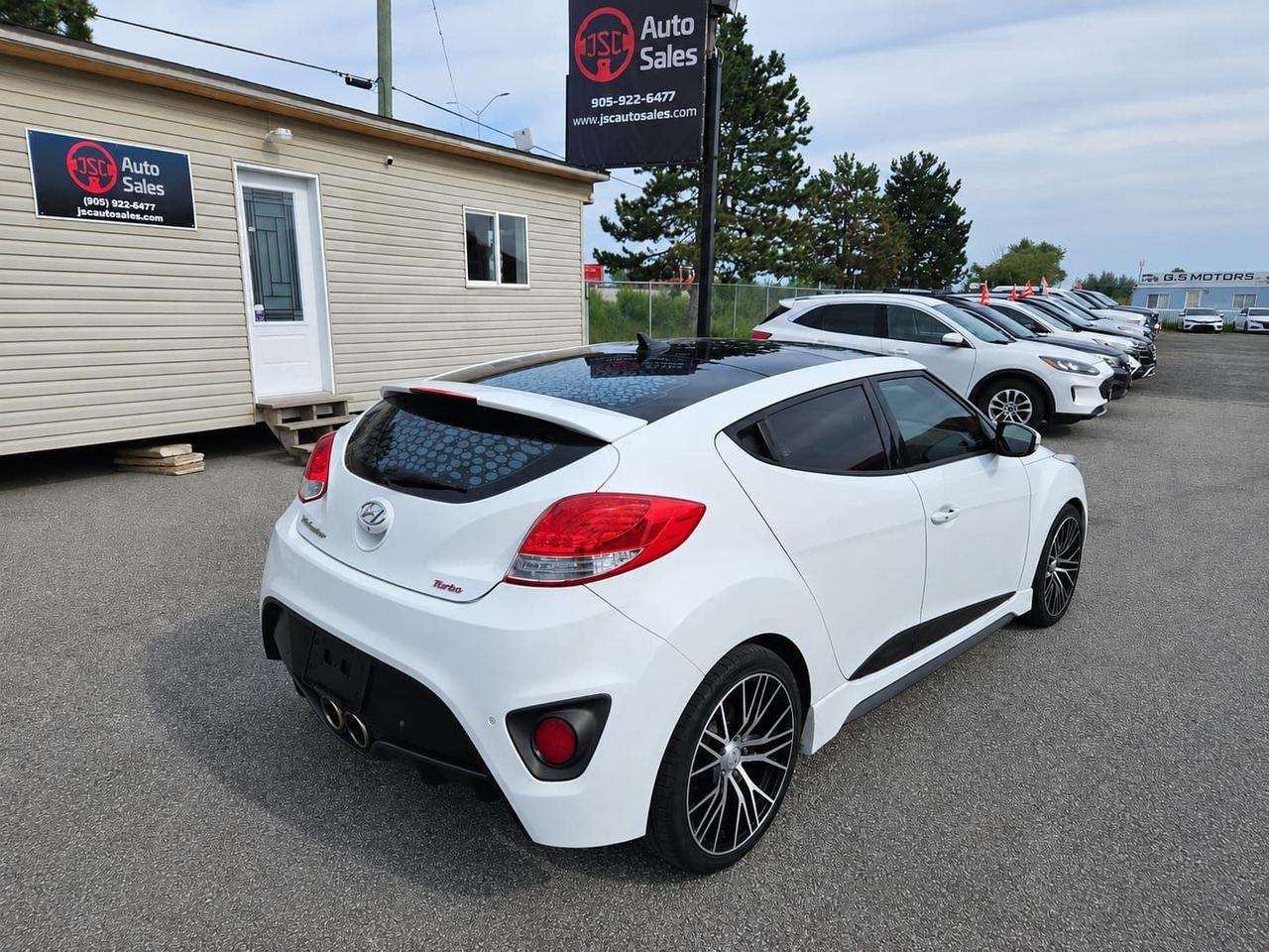 2016 Hyundai Veloster 3DR CPE AUTO TURBO Photo