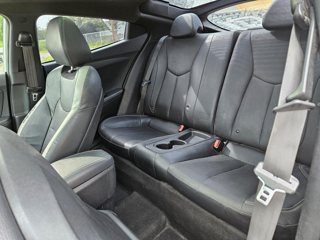 2016 Hyundai Veloster 3DR CPE AUTO TURBO Photo