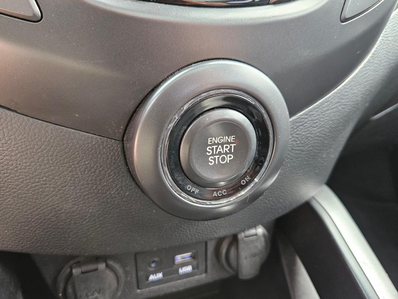 2016 Hyundai Veloster 3DR CPE AUTO TURBO Photo