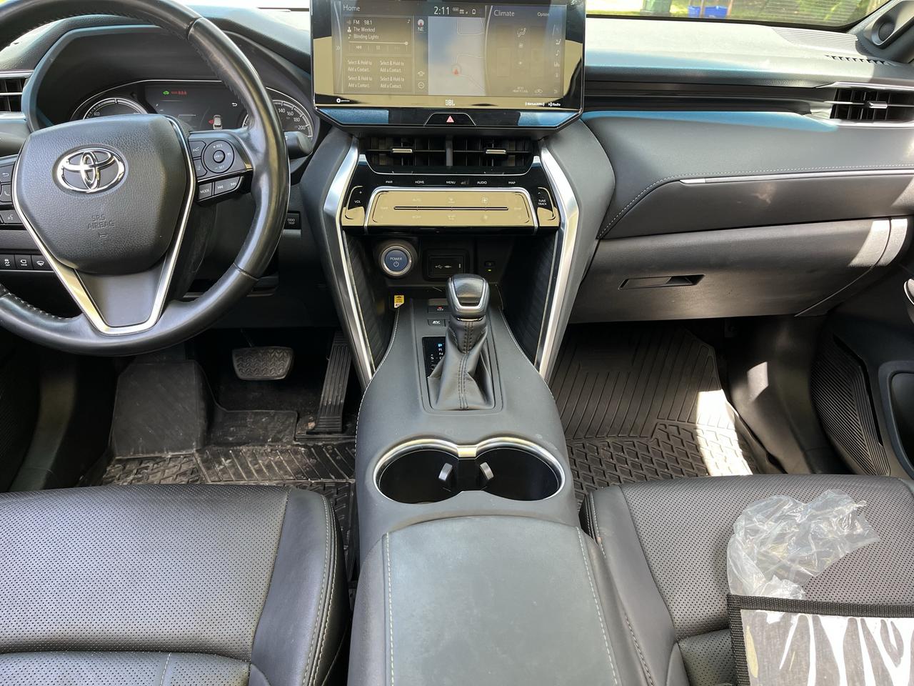 2021 Toyota Venza LIMITED-1 LOCAL SENIOR OWNER! ONLY 84,211KMS!! Photo