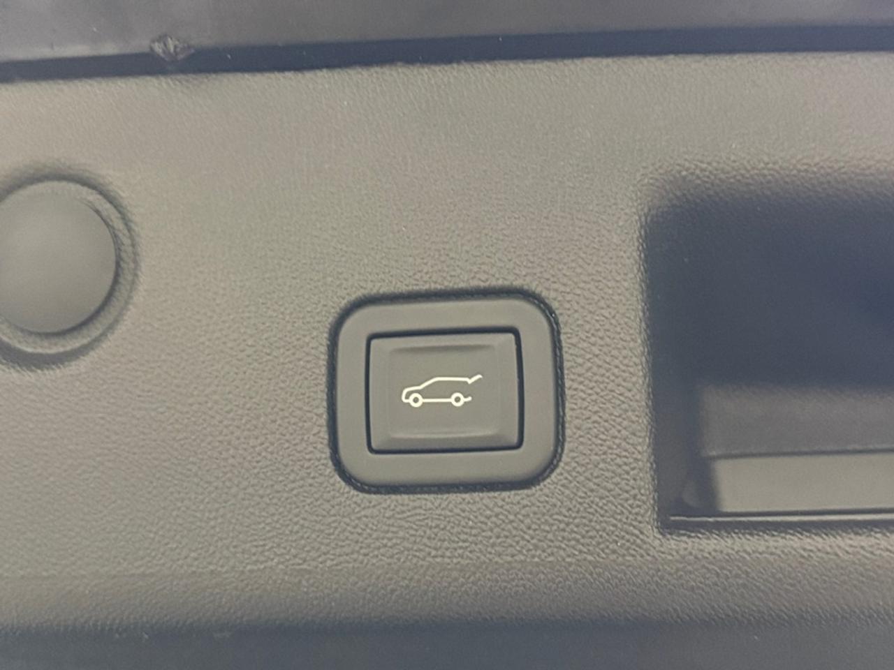 2024 Chevrolet Equinox AWD 4DR LT Photo