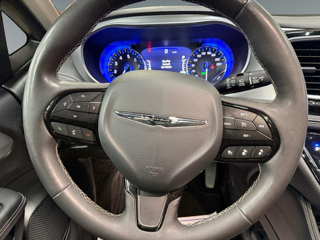 2025 Chrysler Pacifica Limited FWD Photo