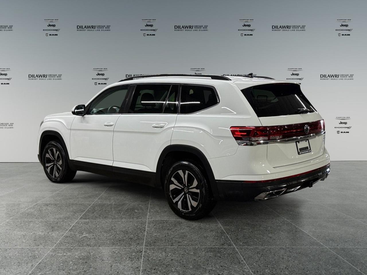 2025 Volkswagen Atlas Comfortline 2.0 TSI 4MOTION Photo