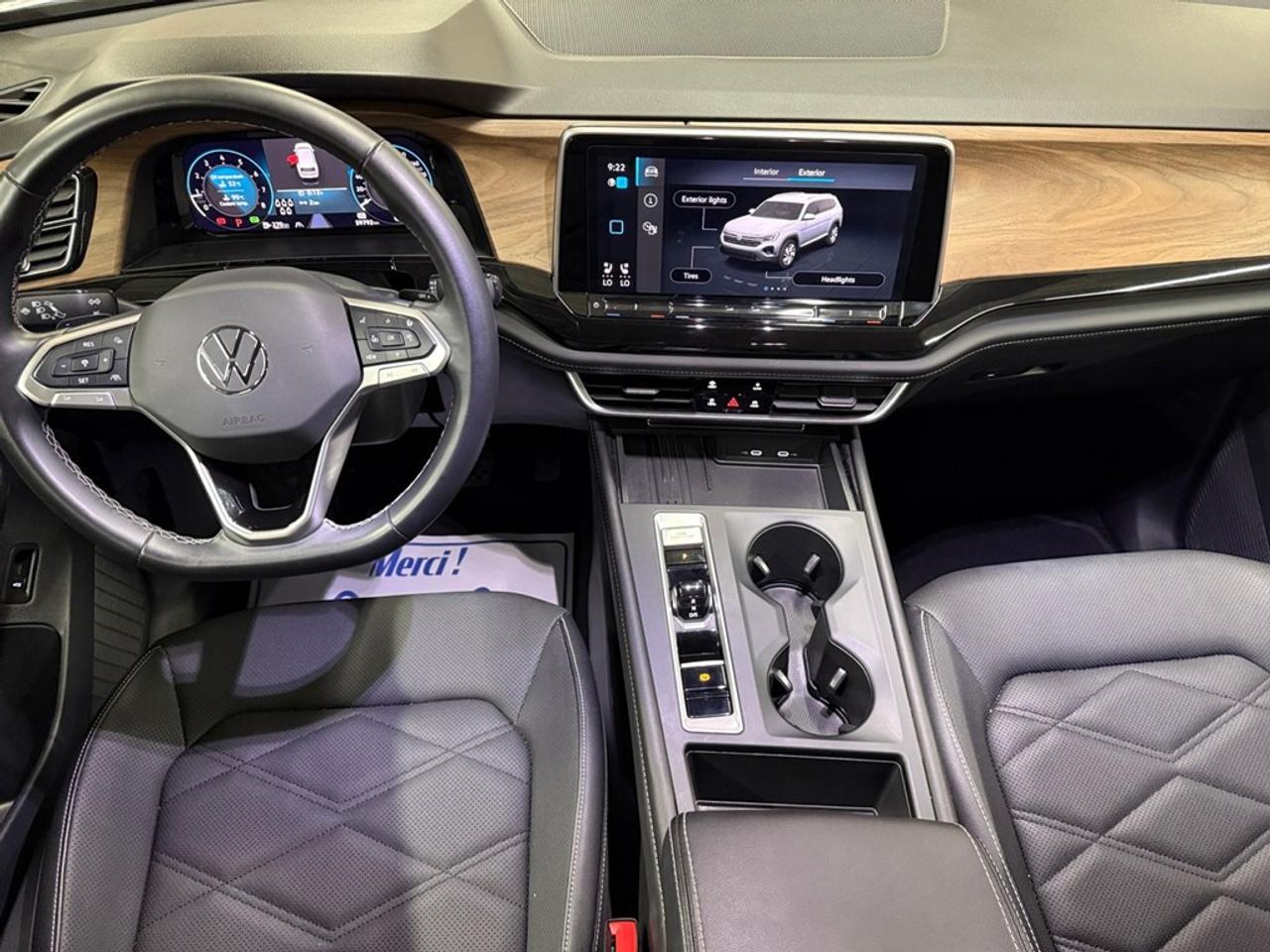 2025 Volkswagen Atlas Comfortline 2.0 TSI 4MOTION Photo