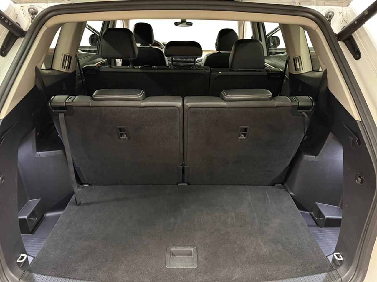 2025 Volkswagen Atlas Comfortline 2.0 TSI 4MOTION Photo