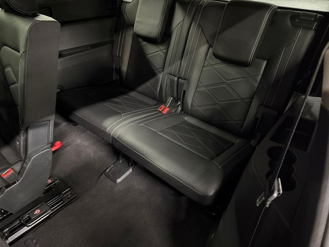 2025 Volkswagen Atlas Comfortline 2.0 TSI 4MOTION Photo