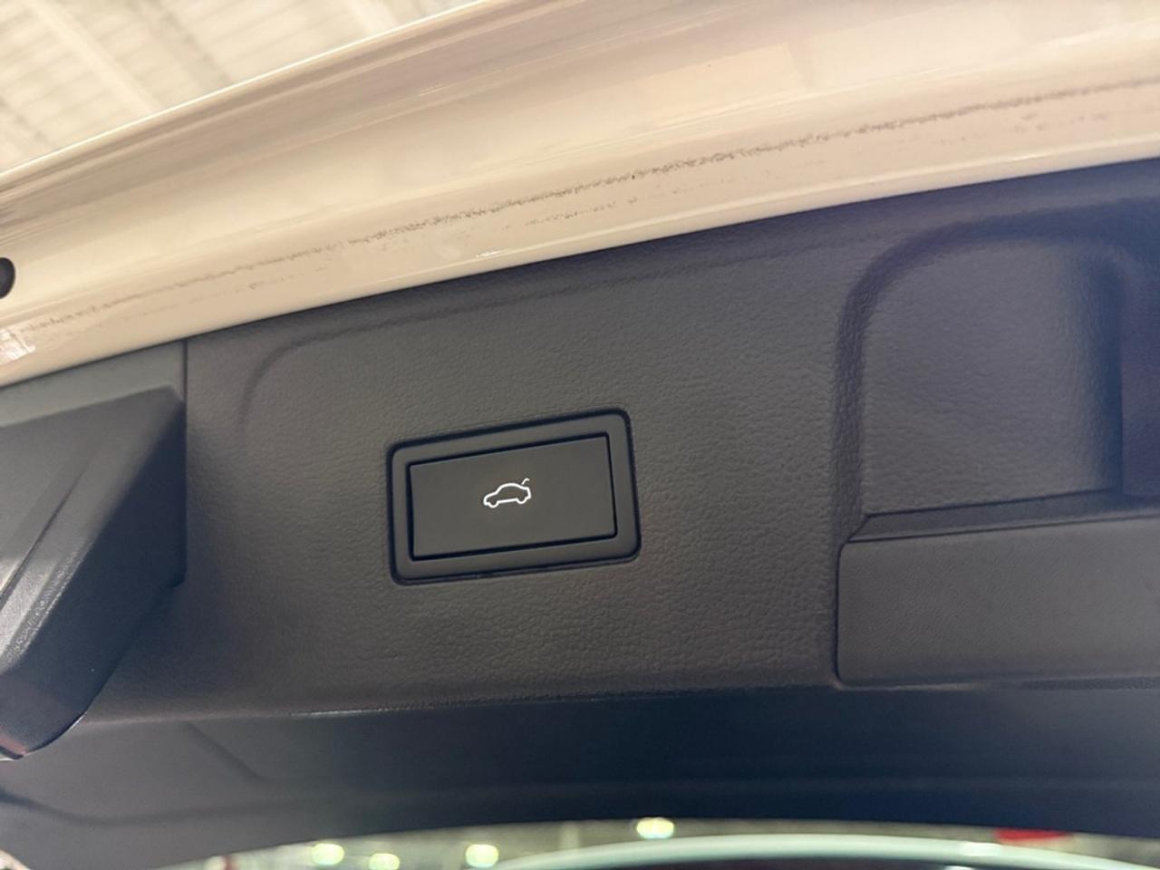 2025 Volkswagen Atlas Comfortline 2.0 TSI 4MOTION Photo