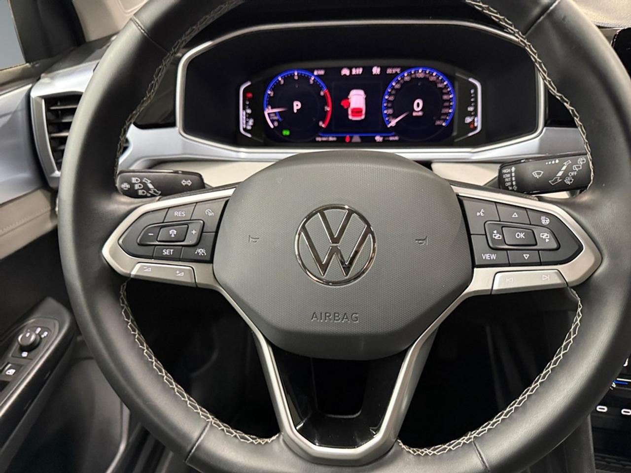 2026 Volkswagen Taos Comfortline 4Motion Photo