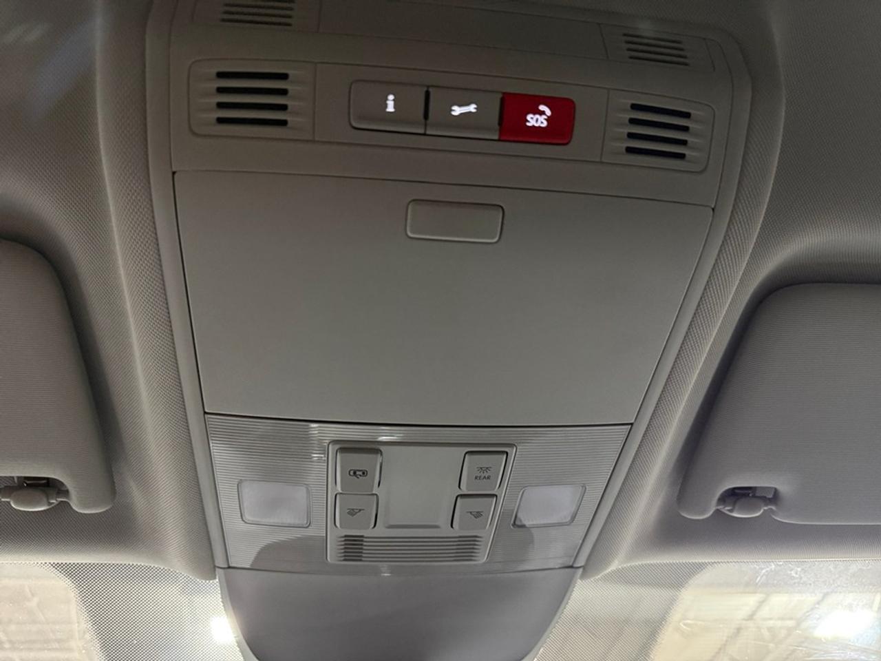 2026 Volkswagen Taos Comfortline 4Motion Photo