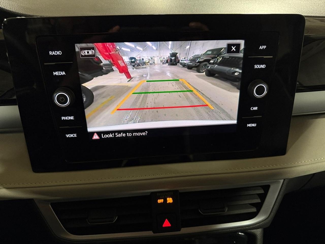 2026 Volkswagen Taos Comfortline 4Motion Photo