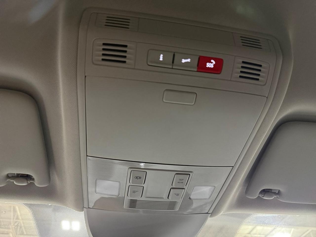2026 Volkswagen Taos Comfortline 4Motion Photo