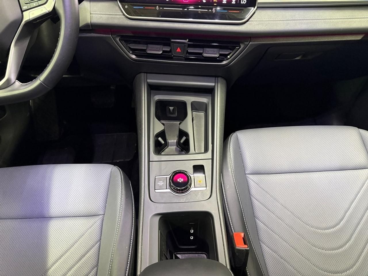 2026 Volkswagen Tiguan COMFORTLINE 4Motion Photo