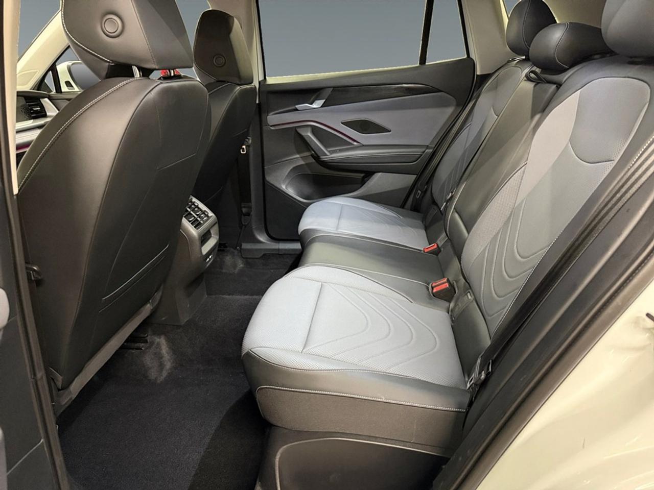 2026 Volkswagen Tiguan COMFORTLINE 4Motion Photo