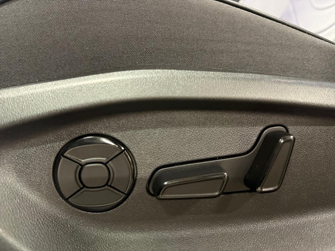 2026 Volkswagen Tiguan COMFORTLINE 4Motion Photo