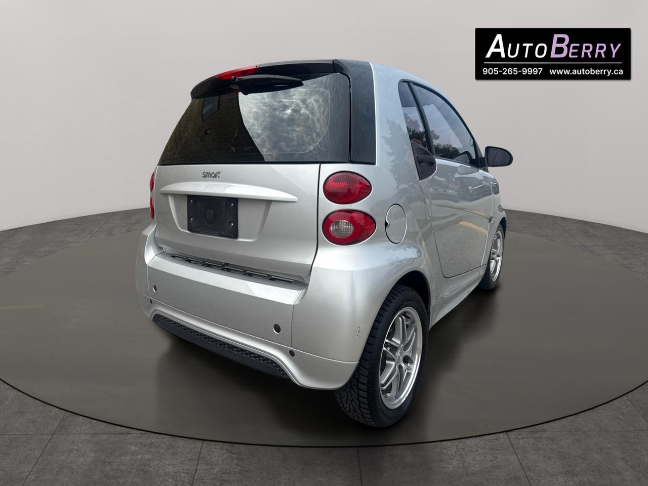 2013 Smart fortwo 2dr Cpe Pure Photo